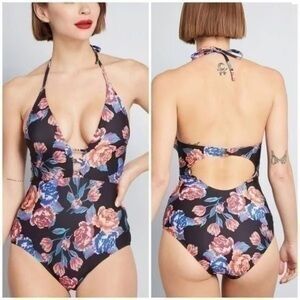 ModCloth Floral One-Piece Halter Swimsuit Coastal Pinup Chic Plus Size 1X